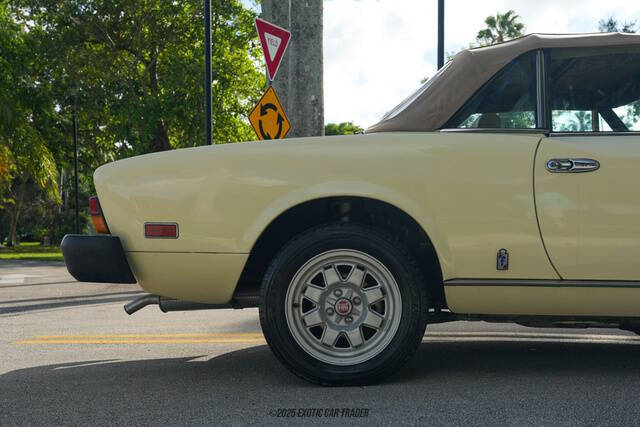 1982 FIAT 2000 Spider