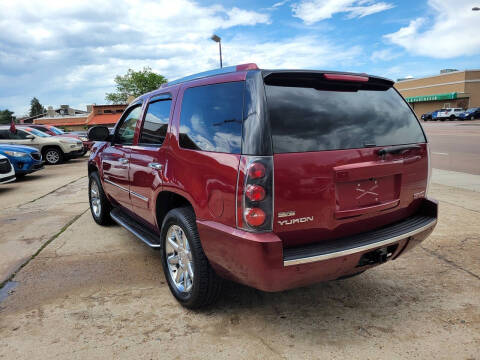 2011 GMC Yukon Denali