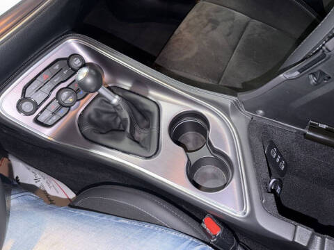 2018 Dodge Challenger R/T Plus Shaker