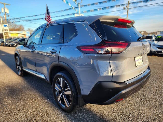 2023 Nissan Rogue SL