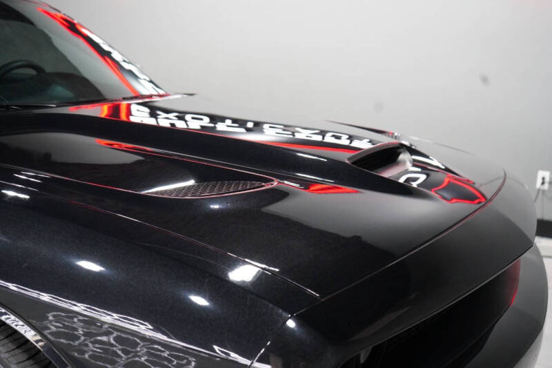2015 Dodge Challenger SRT Hellcat