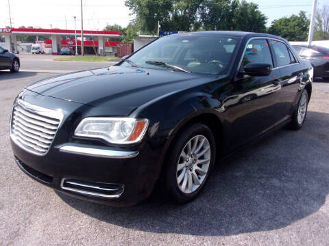 2013 Chrysler 300 for sale at AUTO MAX LLC in Evansville IN