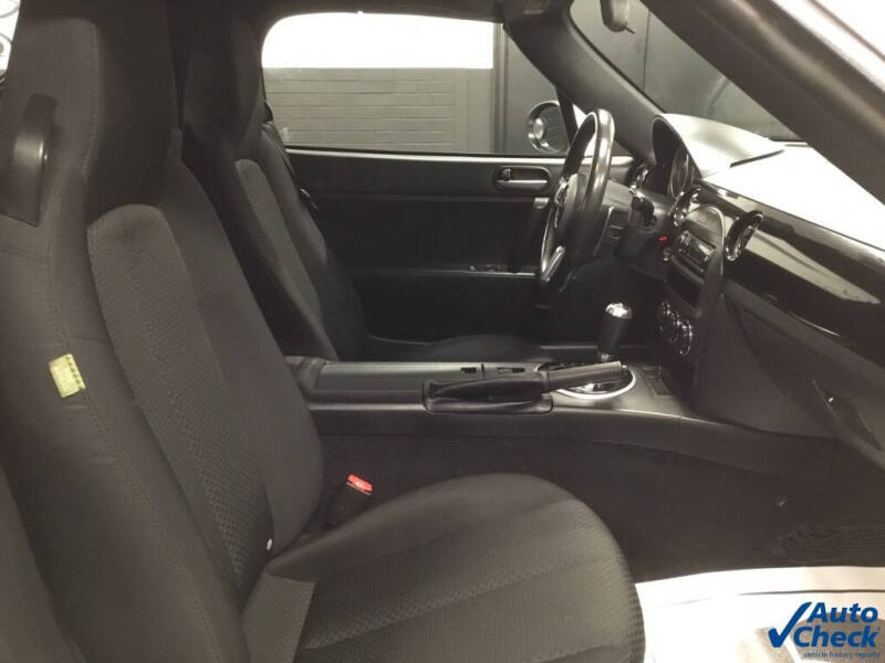 2006 Mazda MX-5 Miata