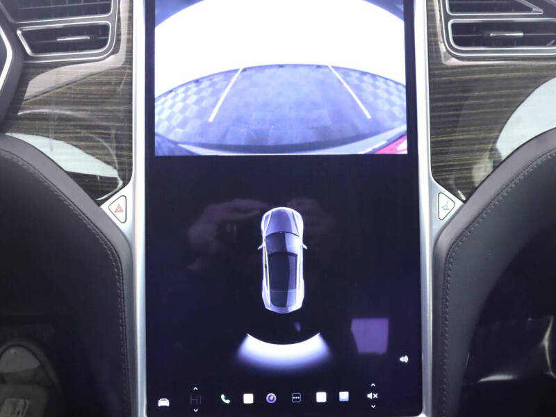 2015 Tesla Model S 70D