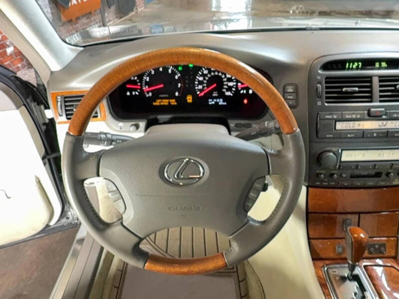 2002 Lexus LS 430