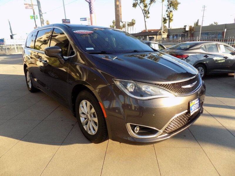 2019 Chrysler Pacifica Touring Plus