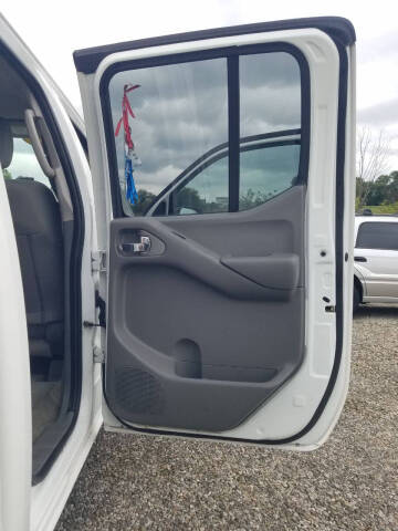 2017 Nissan Frontier SV