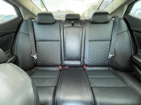 2017 Nissan Maxima Platinum