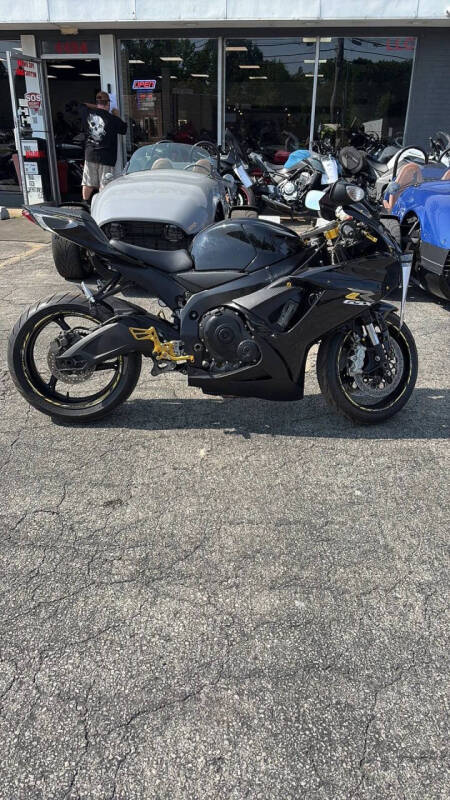 2022 Suzuki GSX-R750M2