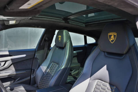 2020 Lamborghini Urus