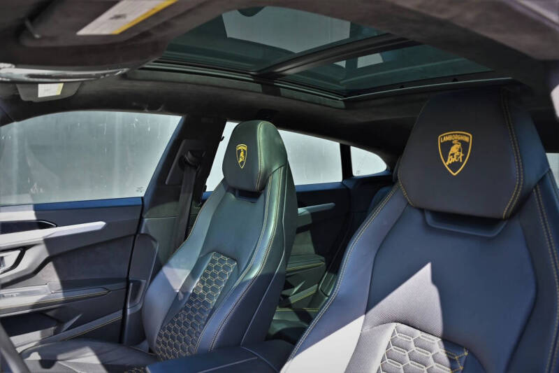 2020 Lamborghini Urus