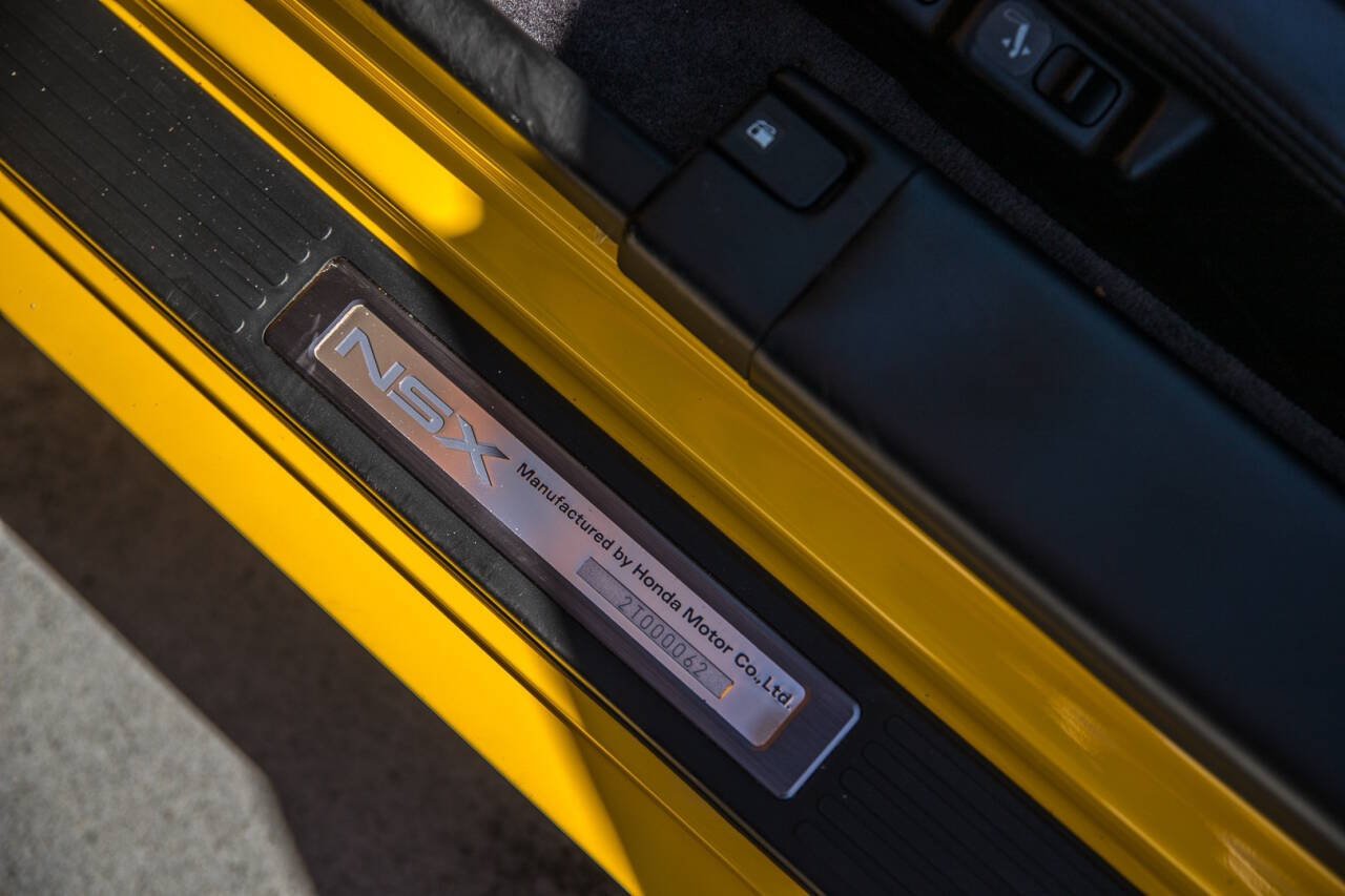 2002 Acura NSX 28