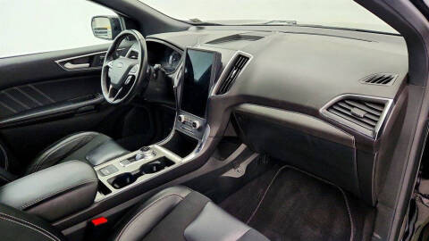 2023 Ford Edge ST