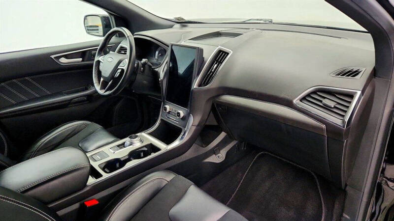 2023 Ford Edge ST