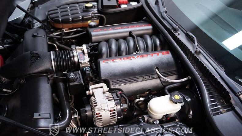 2004 Chevrolet Corvette