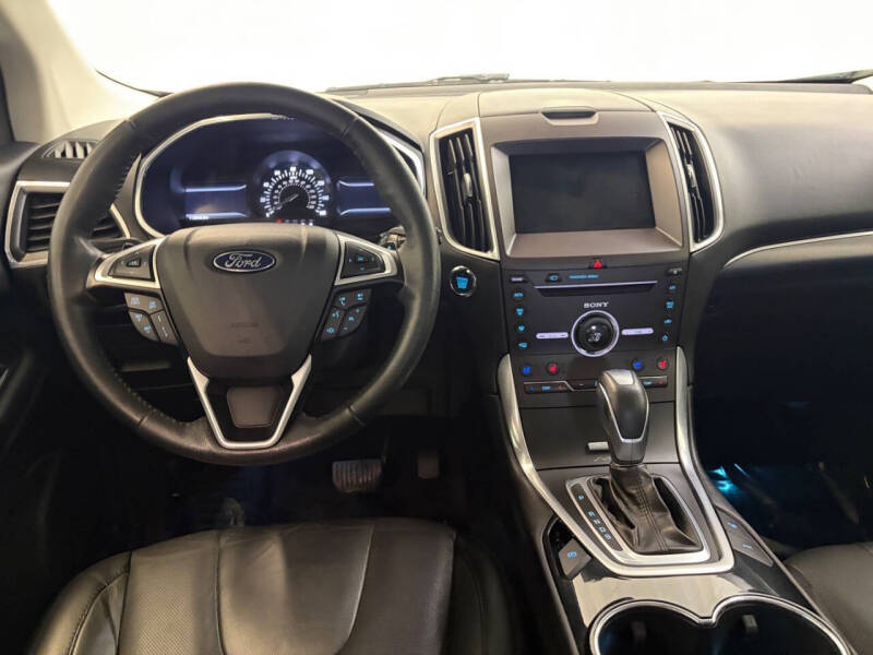 2016 Ford Edge Titanium
