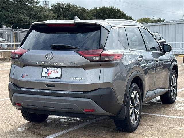 2022 Nissan Rogue SV