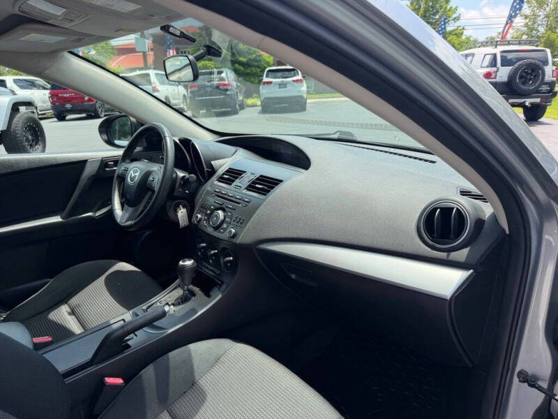 2012 Mazda MAZDA3 i Touring