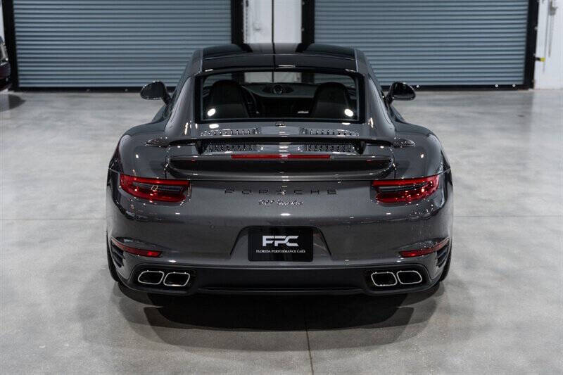 2017 Porsche 911 Turbo
