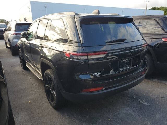 2024 Jeep Grand Cherokee Altitude