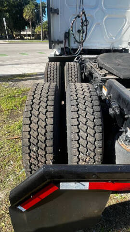 2020 Freightliner Cascadia