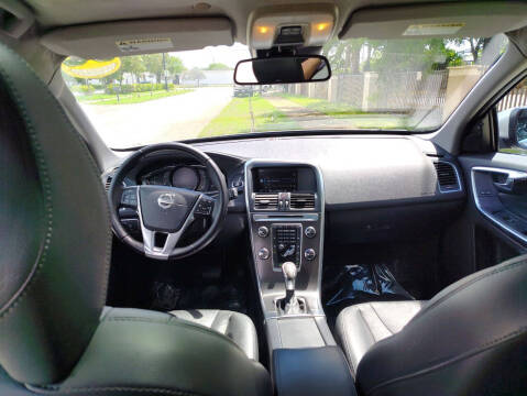 2015 Volvo XC60 T5 Drive-E Premier