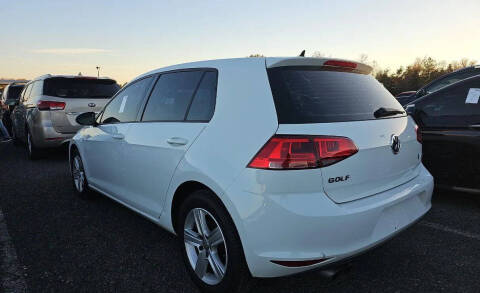 2017 Volkswagen Golf TSI Wolfsburg Edition