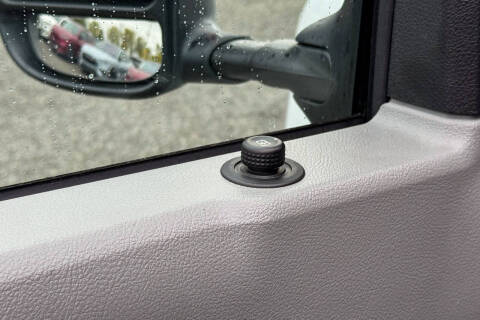 2024 Ford E-Series E-450 SD