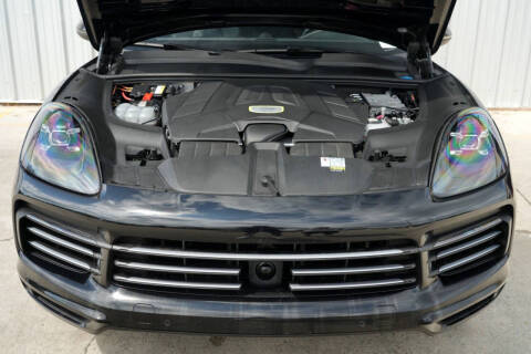 2022 Porsche Cayenne E-Hybrid