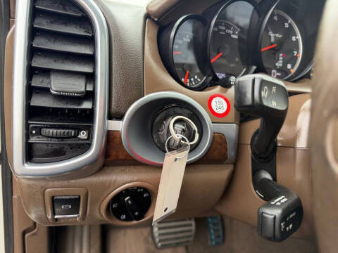 2012 Porsche Cayenne Turbo