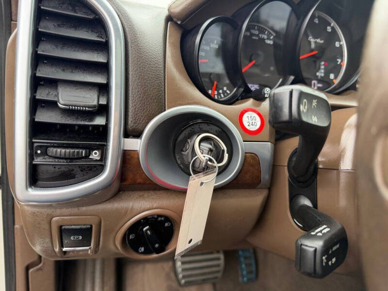 2012 Porsche Cayenne Turbo