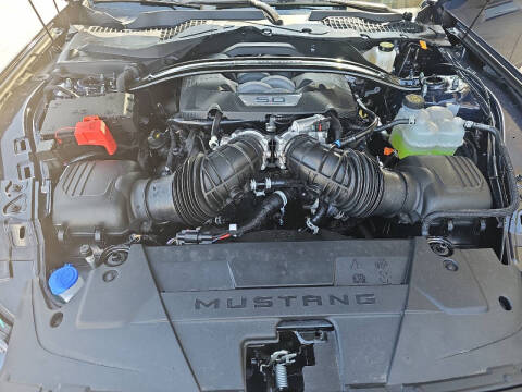 2025 Ford Mustang Dark Horse