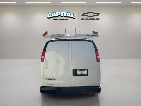 2025 Chevrolet Express 2500