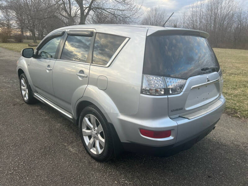 2011 Mitsubishi Outlander XLS