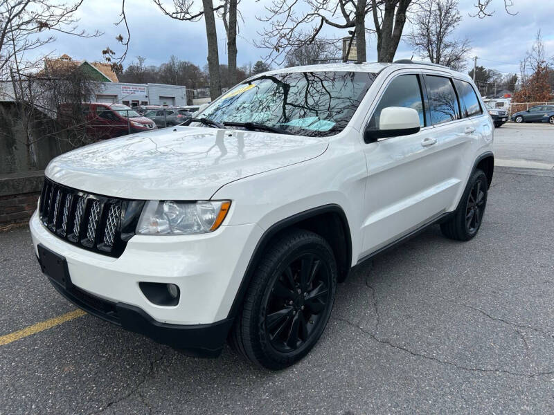 2011 Jeep Grand Cherokee for sale at ANDONI AUTO SALES in Worcester MA