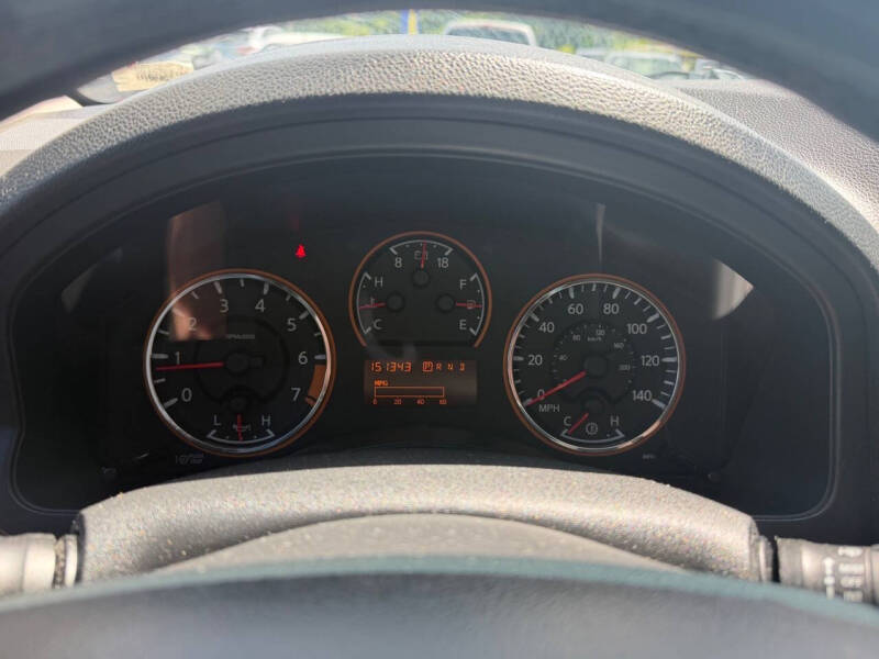 2013 Nissan Armada Platinum