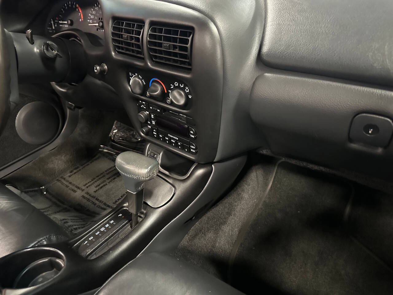 1995 Oldsmobile Cutlass Supreme 34