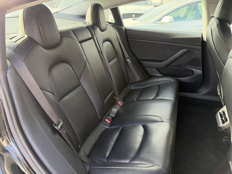 2020 Tesla Model 3 Standard Range