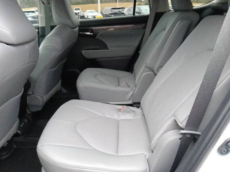 2026 Toyota Highlander Platinum