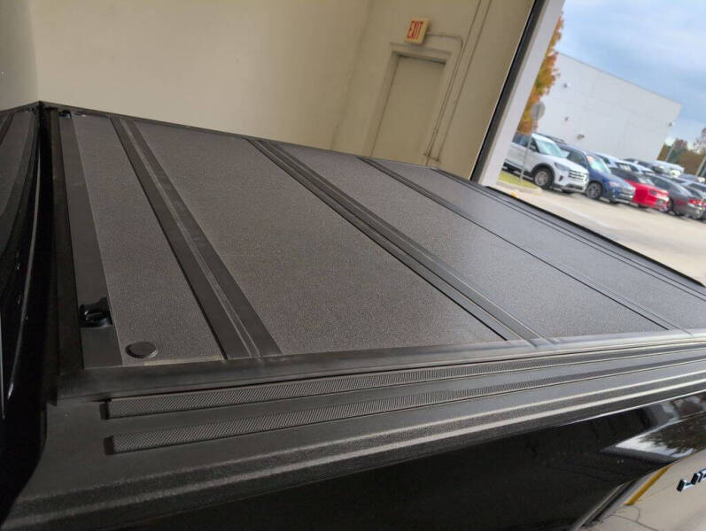 2025 Ford F-150 Lightning XLT