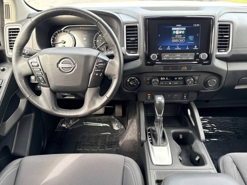 2023 Nissan Frontier SV