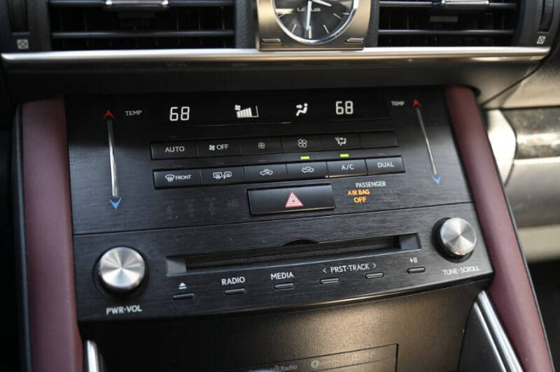 2017 Lexus IS 300