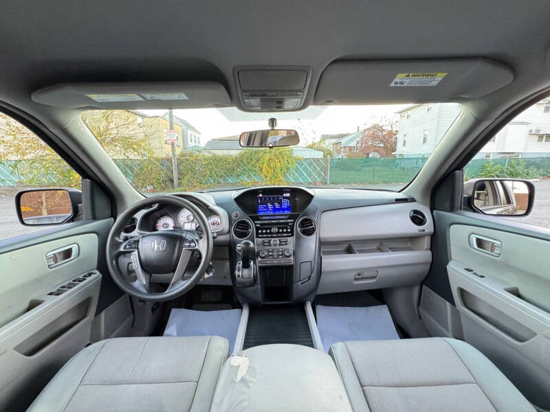 2015 Honda Pilot EX photo 21