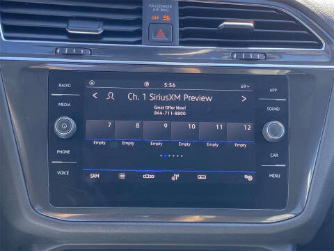 2022 Volkswagen Tiguan SE