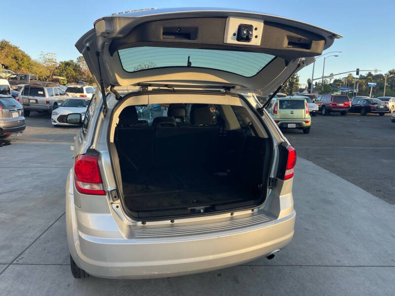 2012 Dodge Journey American Value Package