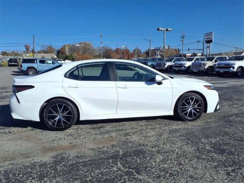 2023 Toyota Camry SE