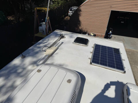 2004 Eagle Cap 950 Intermountain RV