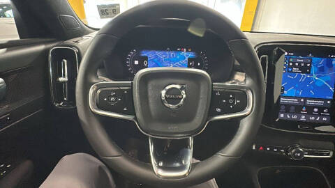 2024 Volvo XC40