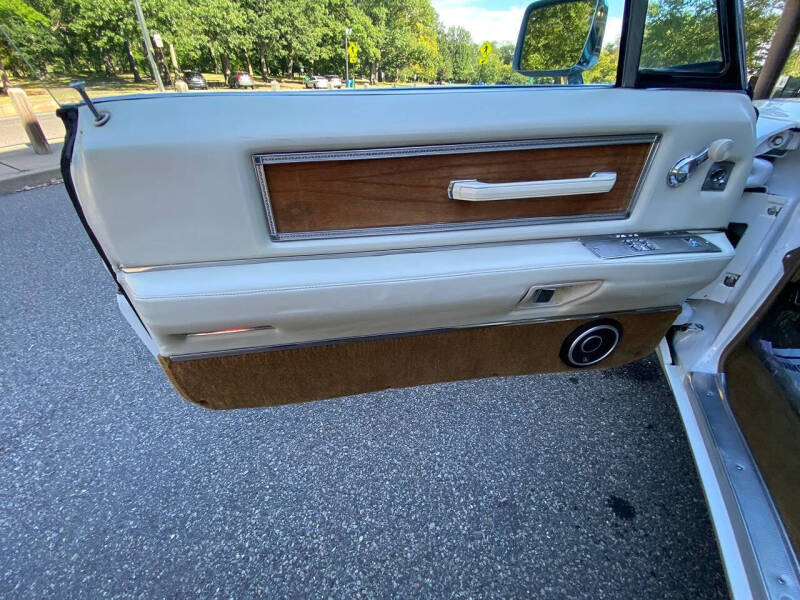 1968 Cadillac DeVille