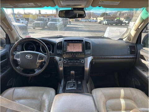 2011 Toyota Land Cruiser